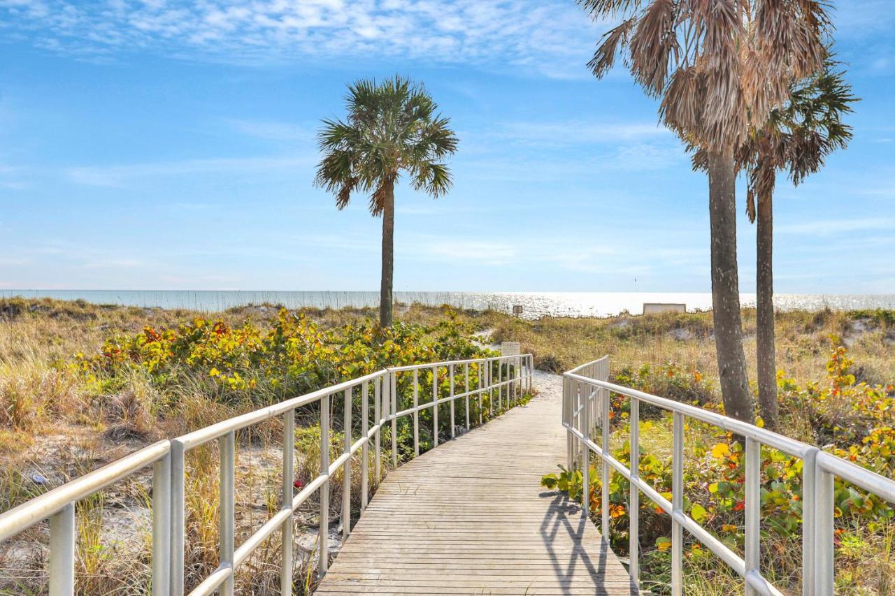 Sol Mate Beach Cottage St. Pete Beach Bagian luar foto